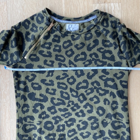 Ampersand Avenue Long Sleeve Top - Picture 6 of 12